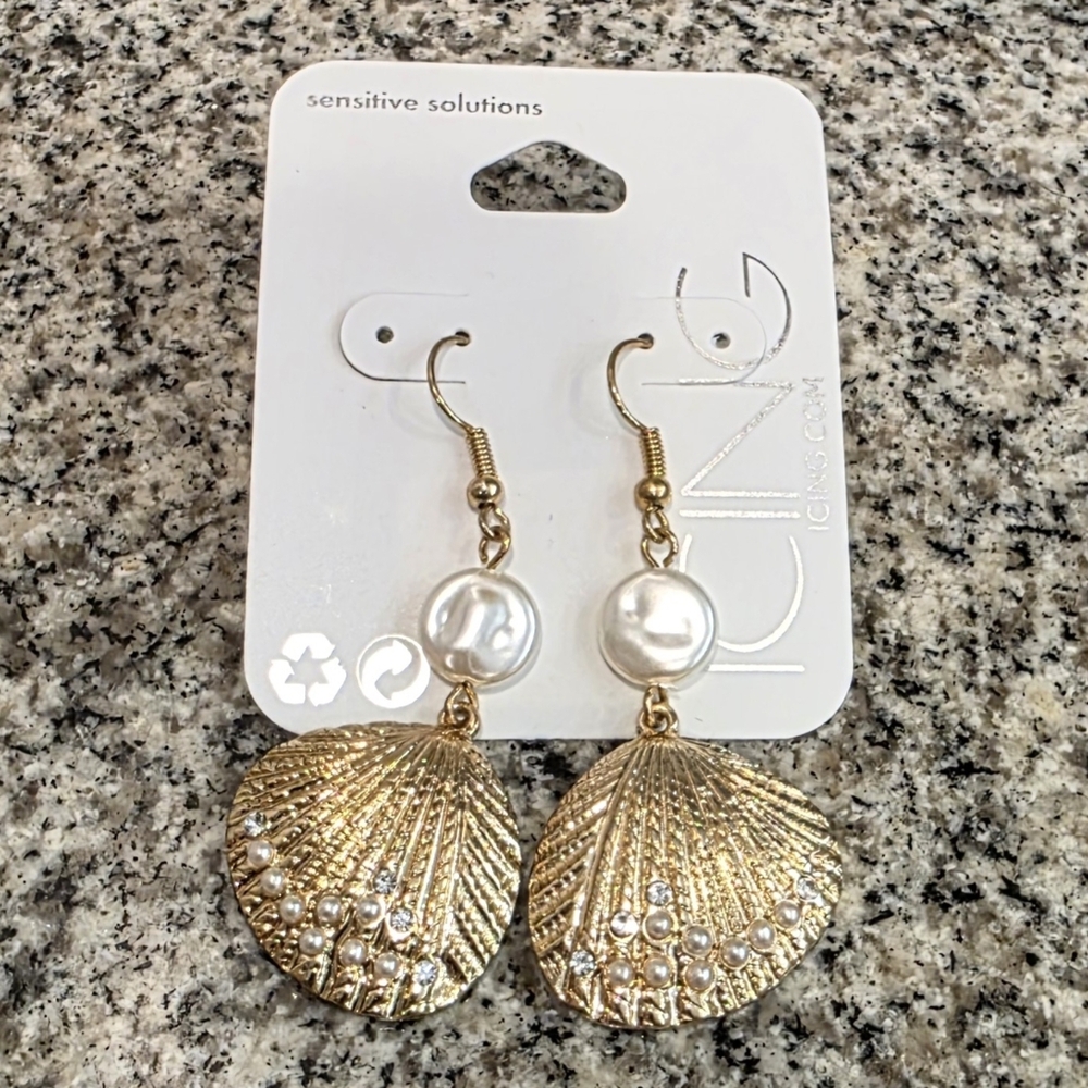 NWT Icing Sensitive Solutions Gold Pearl Rhinestone Earrings Mermaid Princess